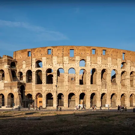 A Bridge To The Coliseum Roma